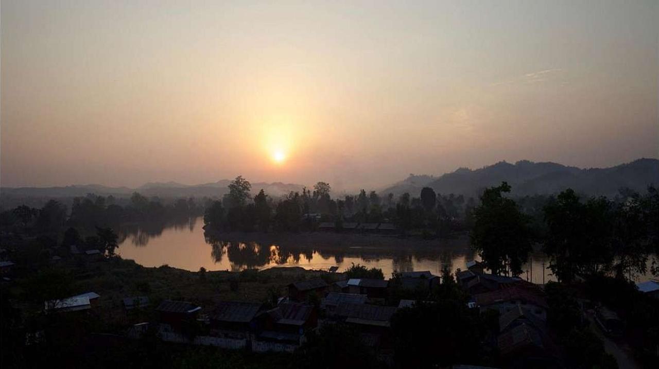 Red Dragon Hotel Hsipaw Exterior foto