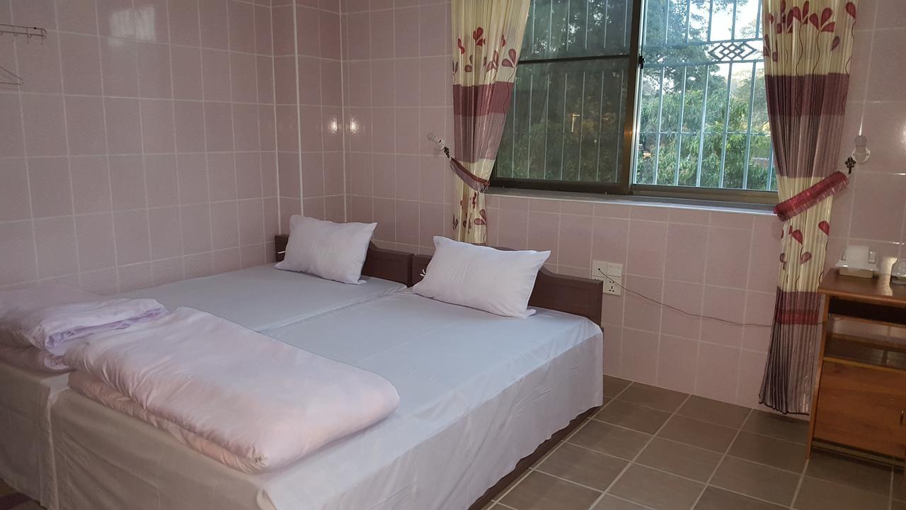Red Dragon Hotel Hsipaw Exterior foto